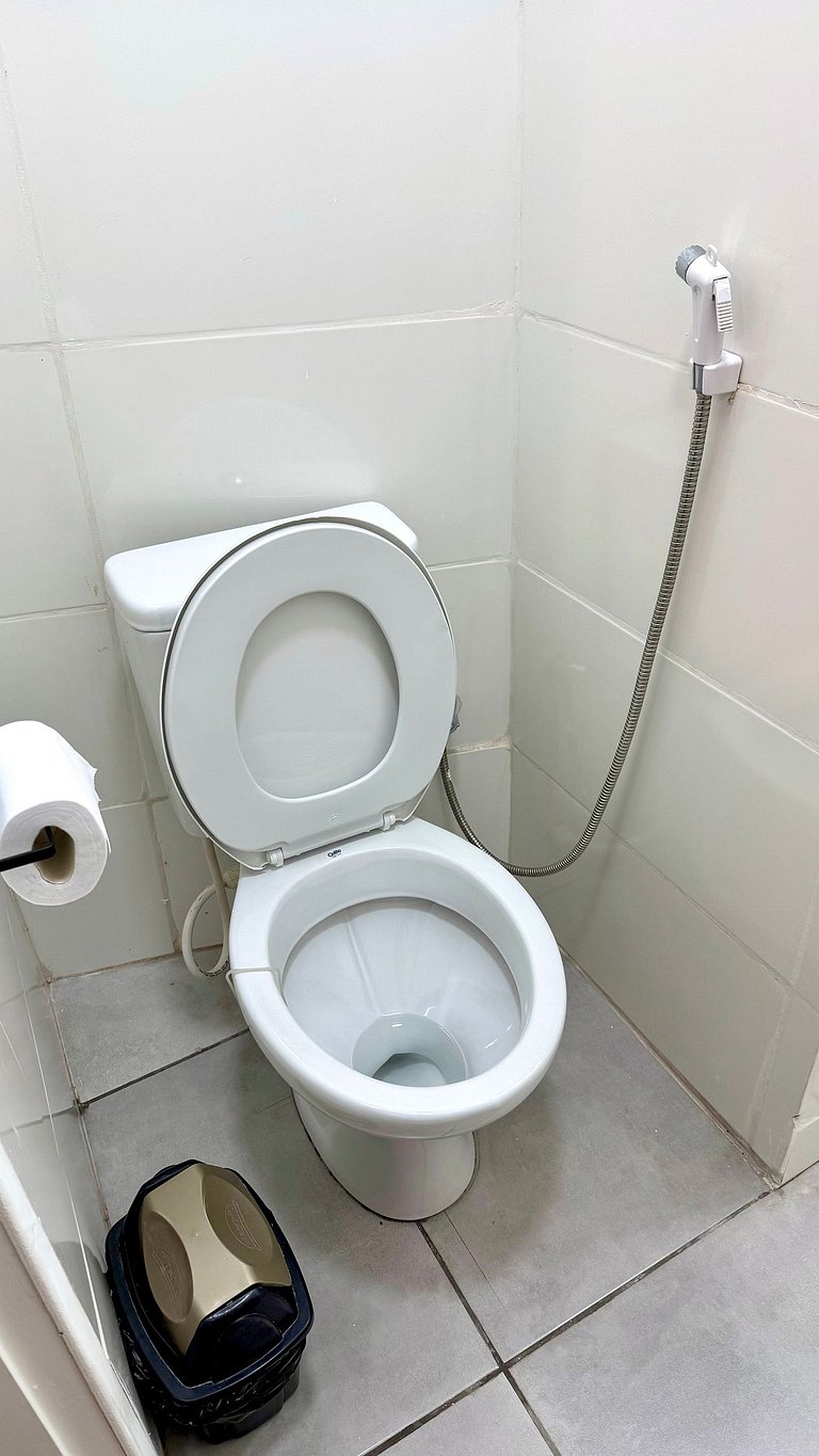 Apto estúdio triplo no centro de Divinópolis (301)