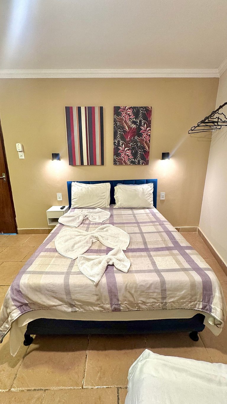 Apto estúdio triplo no centro de Divinópolis (301)