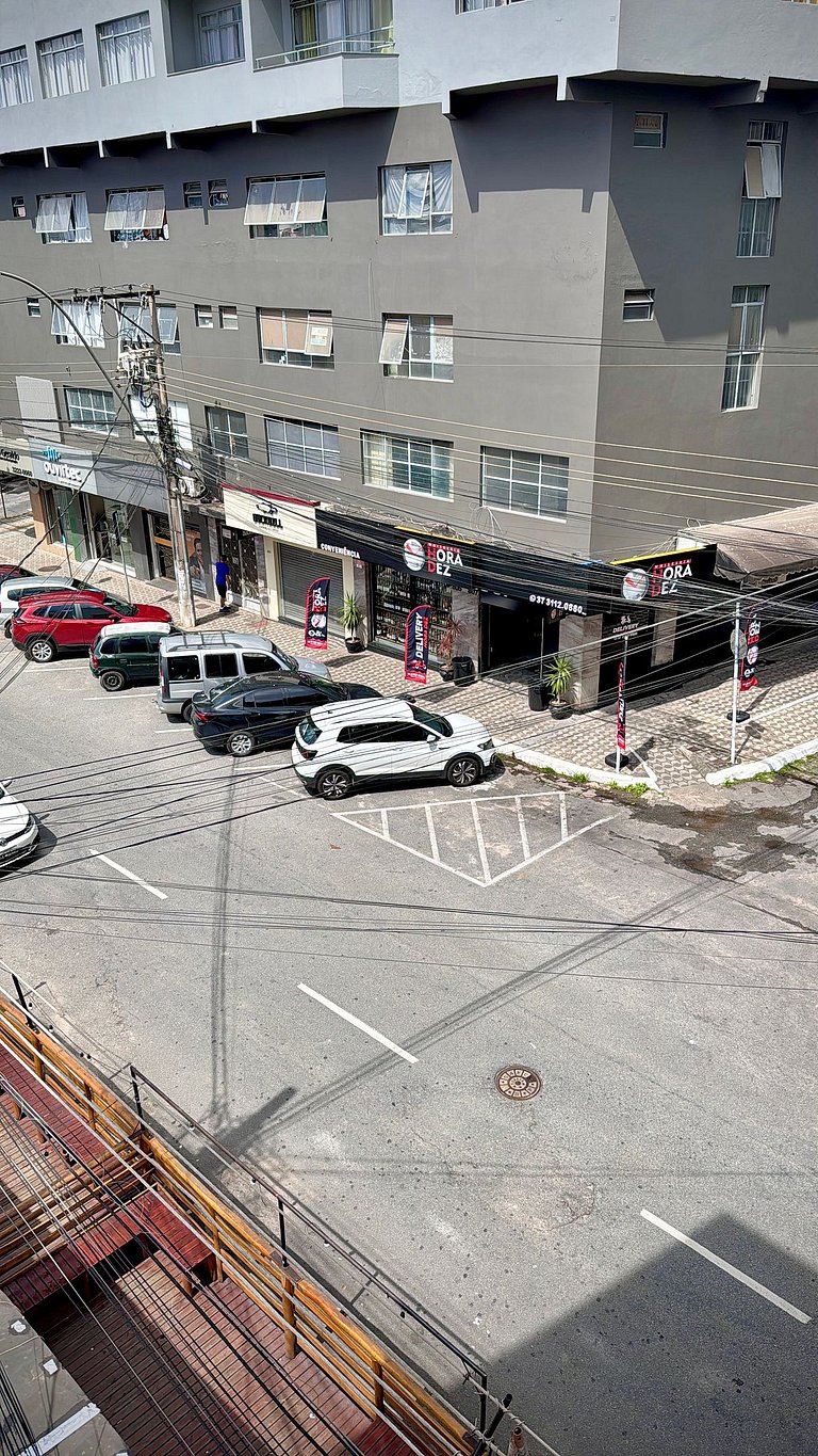 Estúdio triplo c/ ar no centro de Divinópolis 102