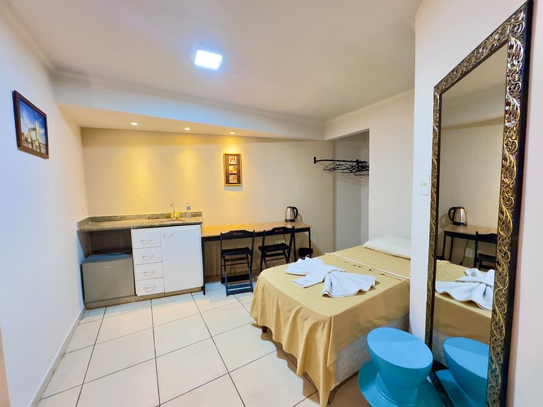 Estúdio triplo c/ ar no centro de Divinópolis 102