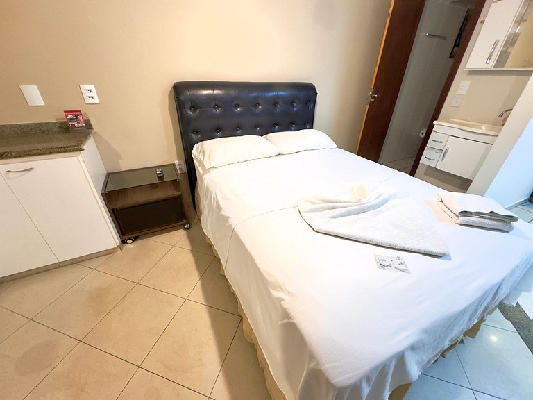 Estúdio triplo c/ ar no centro de Divinópolis 102