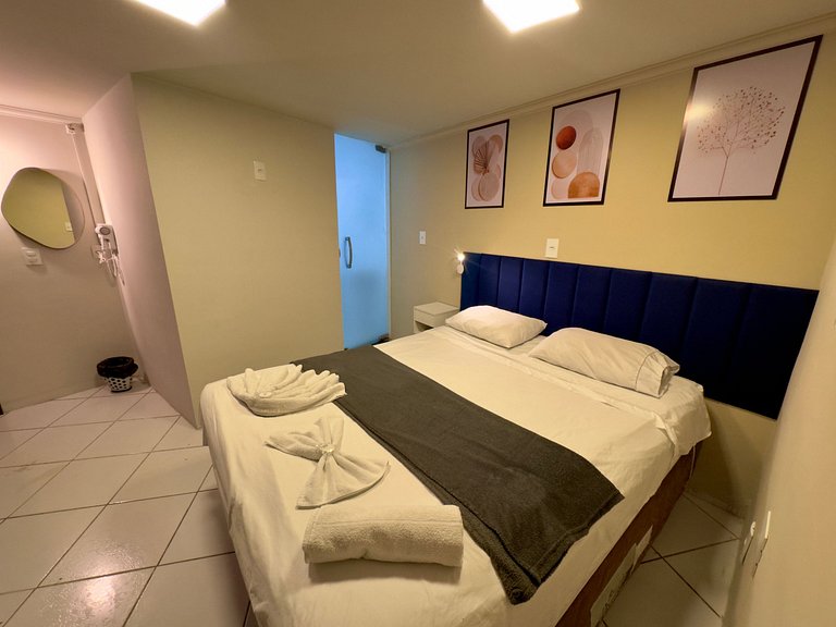 Estúdio com ar no centro de Divinópolis (101)