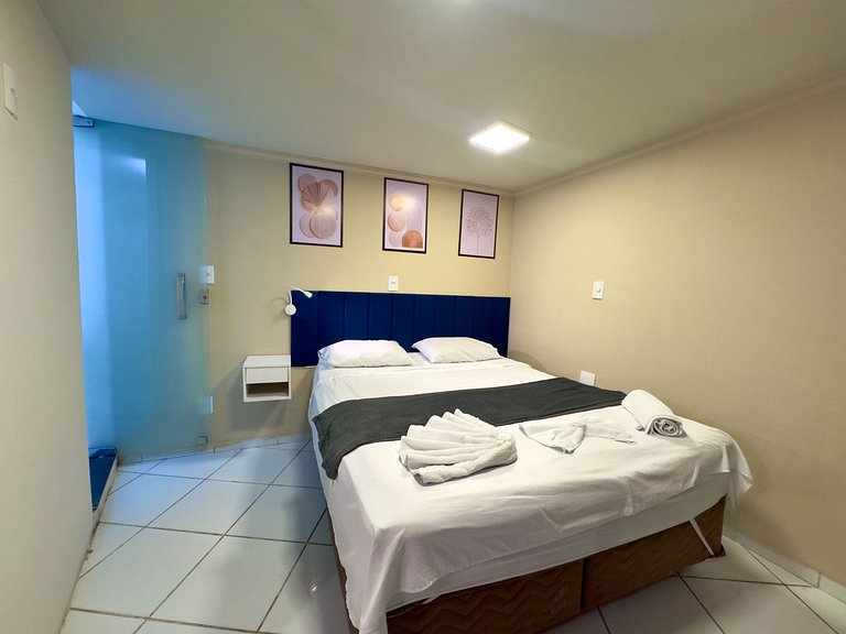 Estúdio com ar no centro de Divinópolis (101)