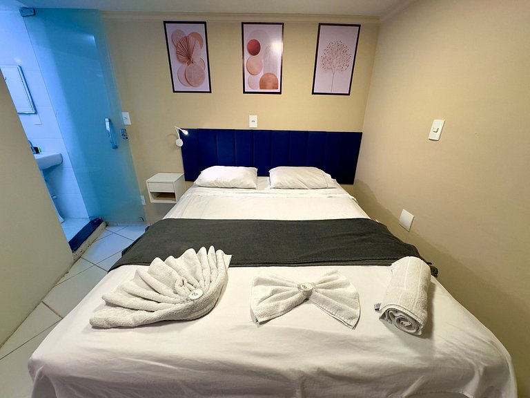 Estúdio com ar no centro de Divinópolis (101)