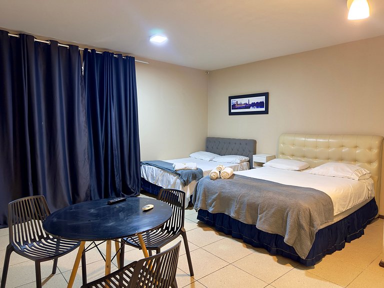 Apto com varanda e ar no Centro Divinopolis (302)