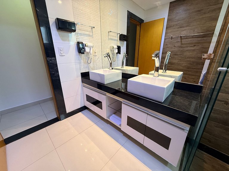 Apartamento 4 Quartos Completo UEMG Parque Expô